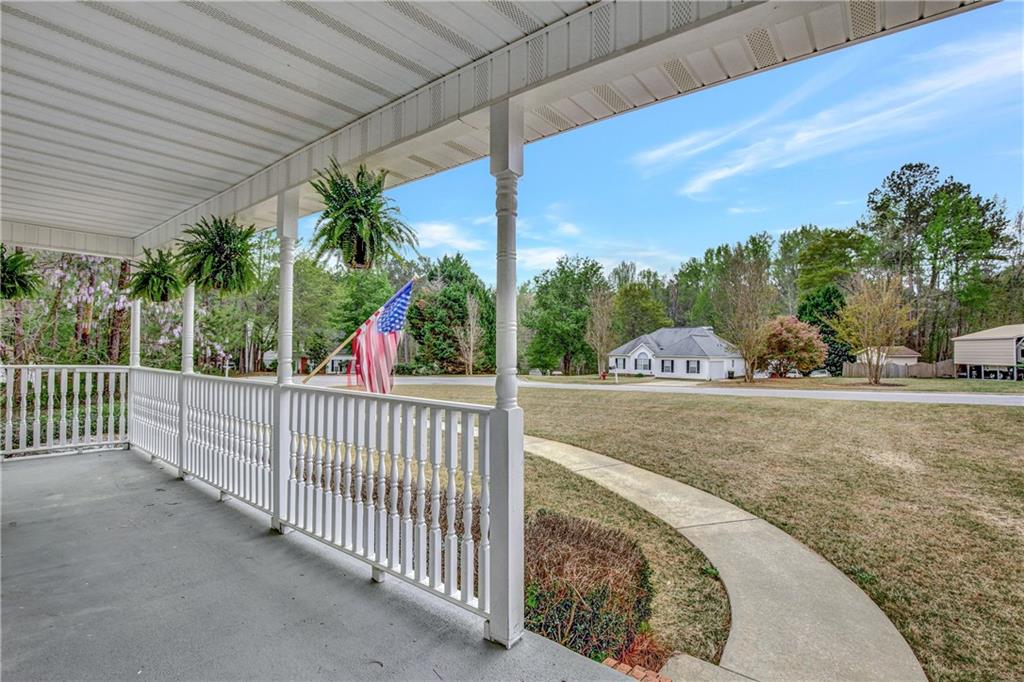 60 Riverside Parkway, Sharpsburg, Georgia image 3