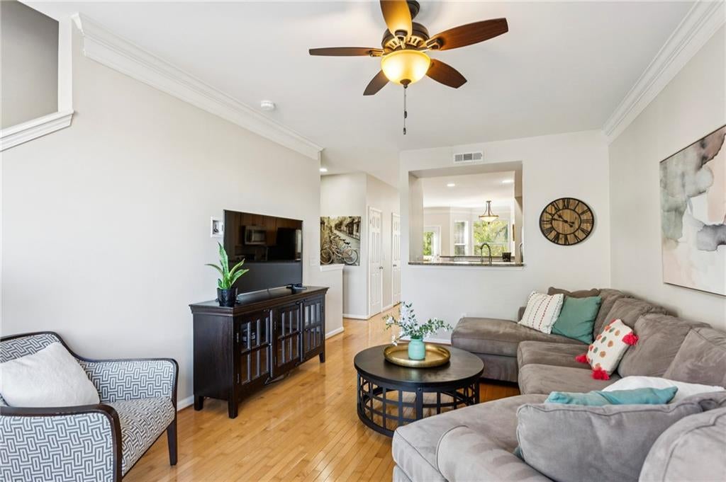 951 Glenwood Avenue SE 1709