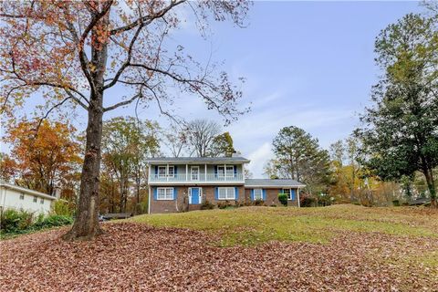 A home in Lilburn