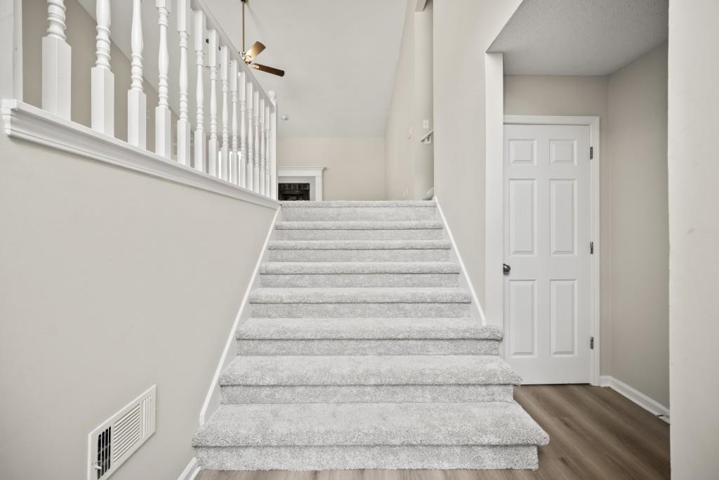 990 Trestle Drive