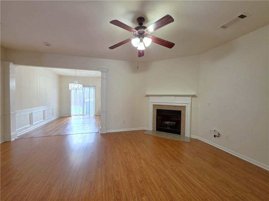 1908 Dilcrest Drive