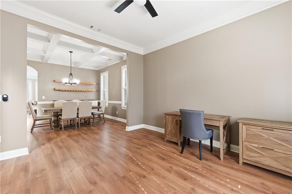 942 Hidden Falls Lane SE