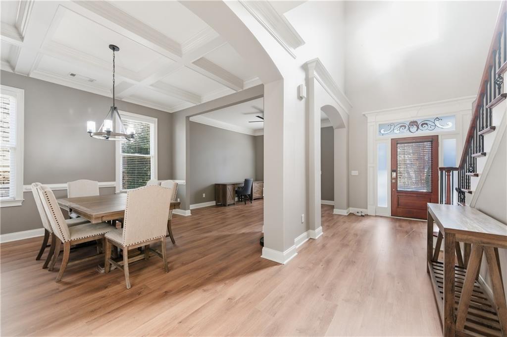 942 Hidden Falls Lane SE