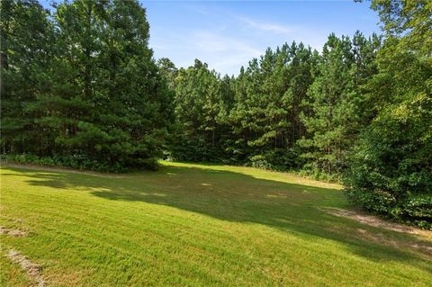 A home in Fairburn