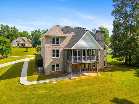 A home in Fairburn