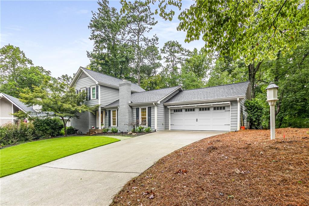 465 Sassafras Lane