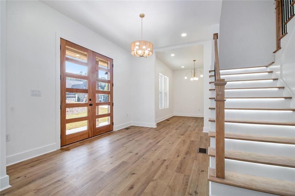 6325 Crestline Drive