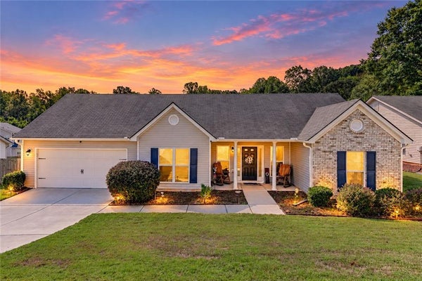 128 WATERFORD GLEN DR, LULA, GA 30554 - Image f9d2753c6d507a4fa6ad4d20d0a093dd/4084888416