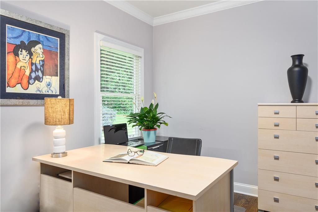 1165 E Beechwood Drive, Atlanta, Georgia image 33