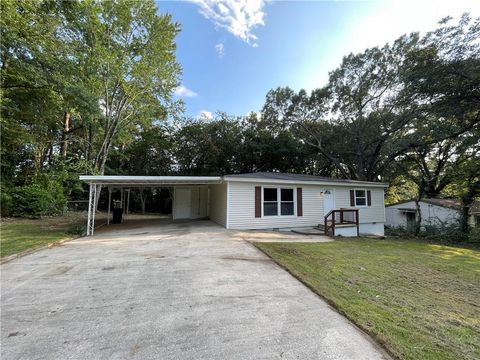 Photo of 4177 Canby Lane, Decatur, GA 30035 (MLS # 7639400)