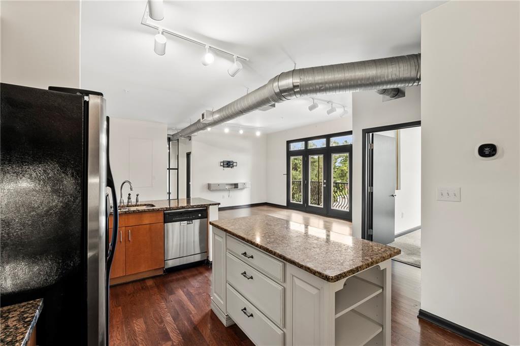 5300 Peachtree Road 2605