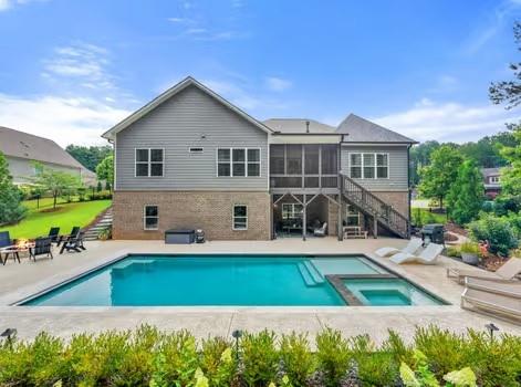 731 Creekside Bend