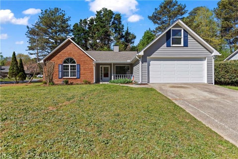 Homes For Sale - 3044 Wildflower Lane<br/> Snellville, GA 30039