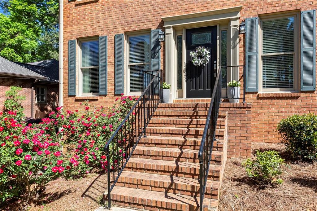 2801 Livsey Drive, Tucker, Georgia image 2