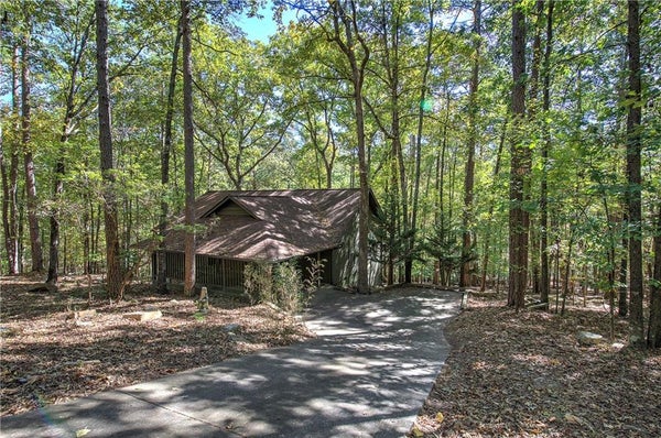 169 CHICKASAW DR, WALESKA, GA 30183 - Image f9f2c92b89a2bd6cf11ecc4b8a7cbf03/1507545909