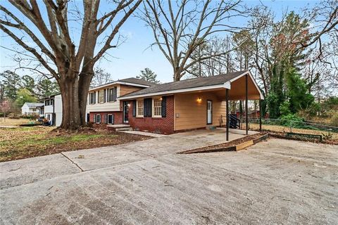 Homes For Sale - 795 Middlebrook Drive<br/> Jonesboro, GA 30236