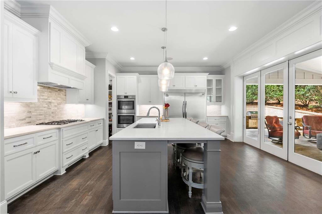 5055 Pointer Ridge