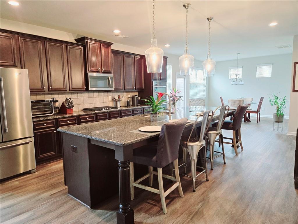 5410 Whisper Court