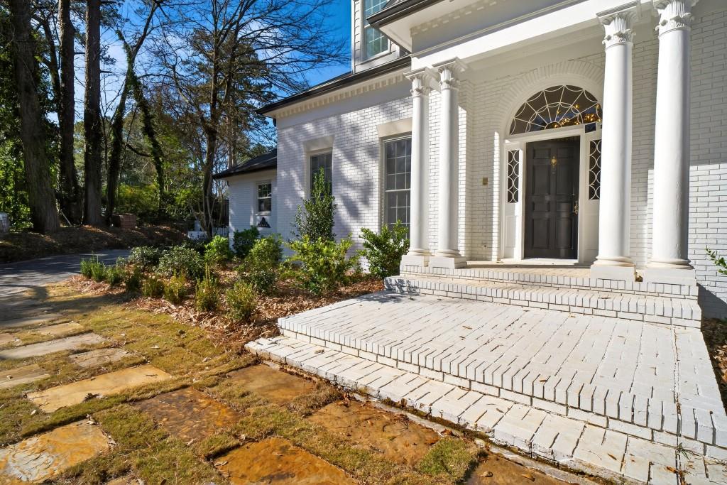 1330 W Wesley Road NW