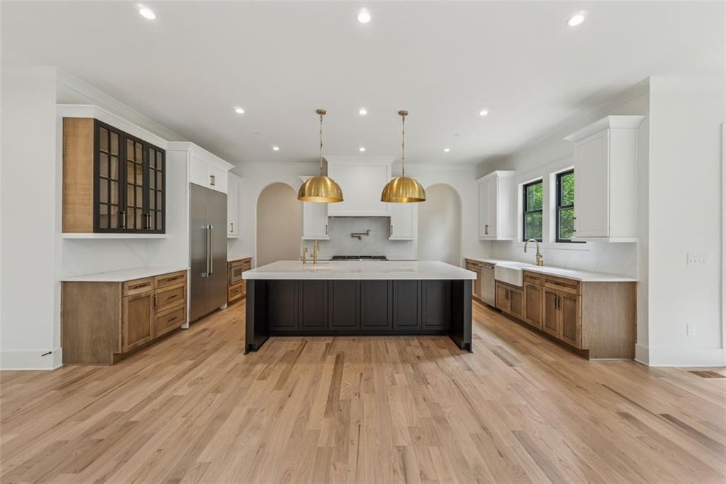 VESTAVIA ESTATES - Residential