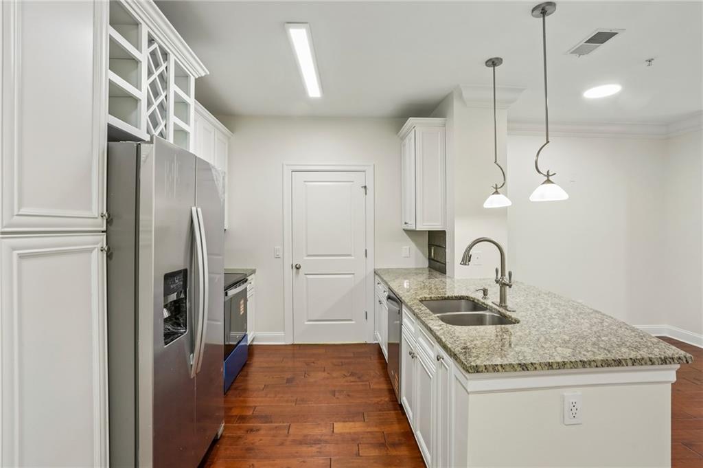 901 Abernathy Road NE 5190