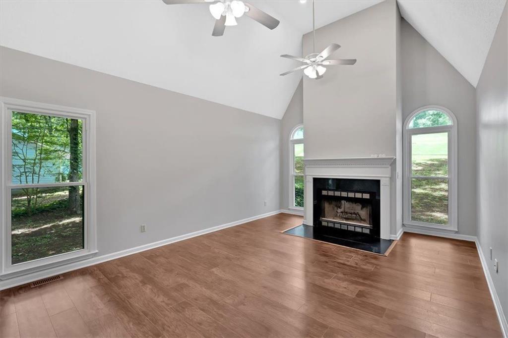 28 FOUCHE Drive SW