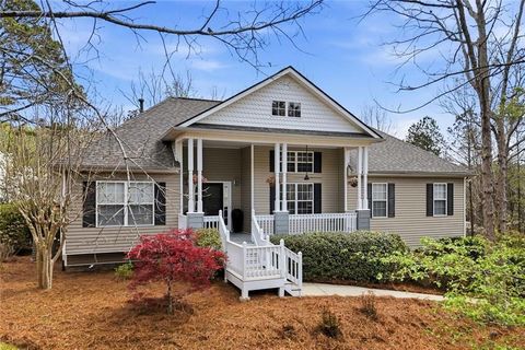 Homes For Sale - 114 Hammond Drive<br/> Canton, GA 30114