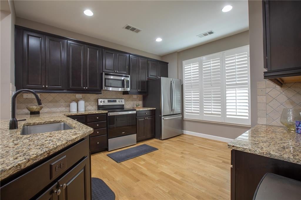 3723 Golden Leaf Point SW