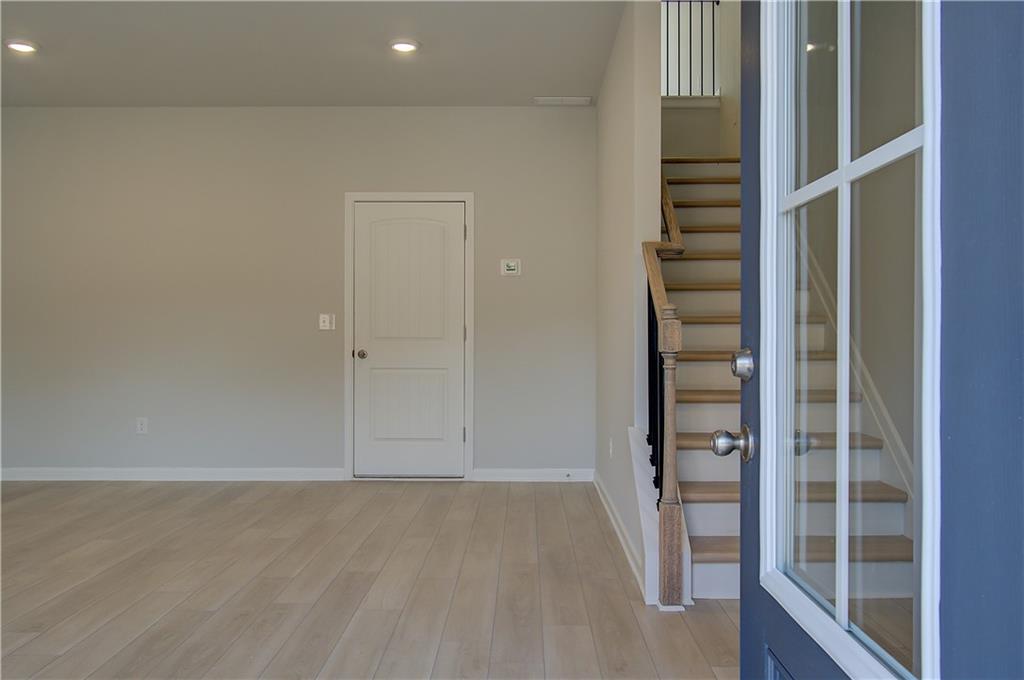 212 Daybreak Lane