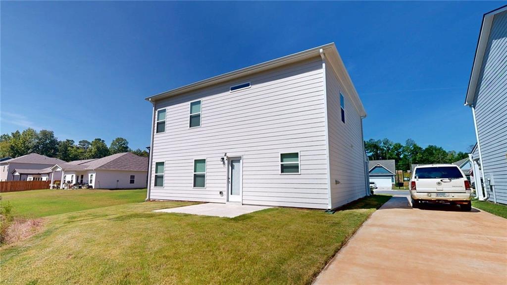 662 Blackshear Trl