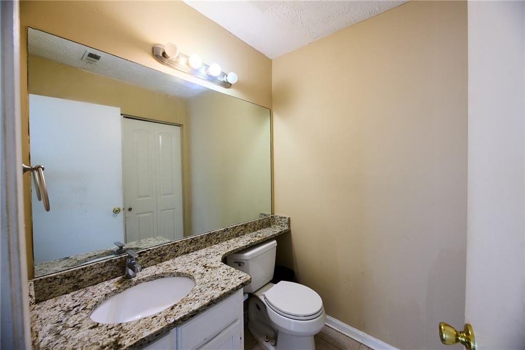 1606 Parkaire Crossing #1606, Marietta, Georgia image 7
