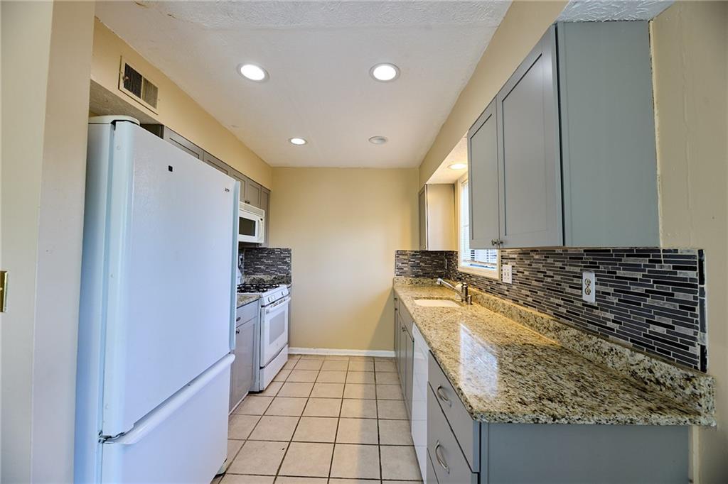 1606 Parkaire Crossing #1606, Marietta, Georgia image 9