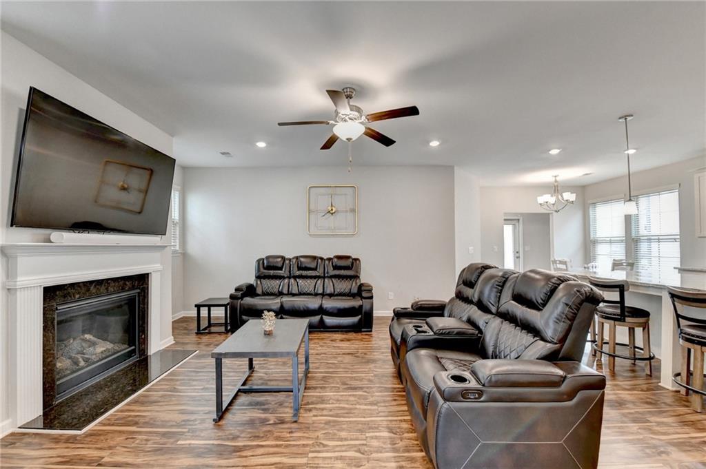 3385 Oxford Park Lane