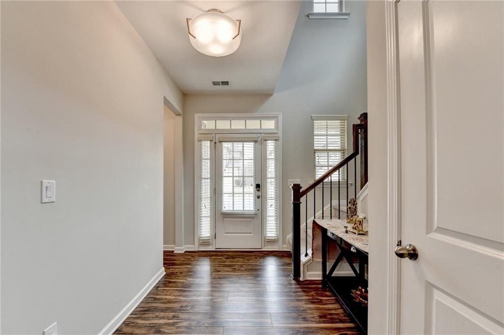 3385 Oxford Park Lane