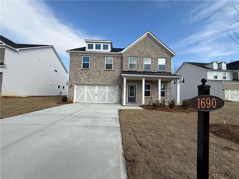 Homes For Sale - 1690 Branch Creek Dr- Lot 103 Dr<br/> Cumming, GA 30040