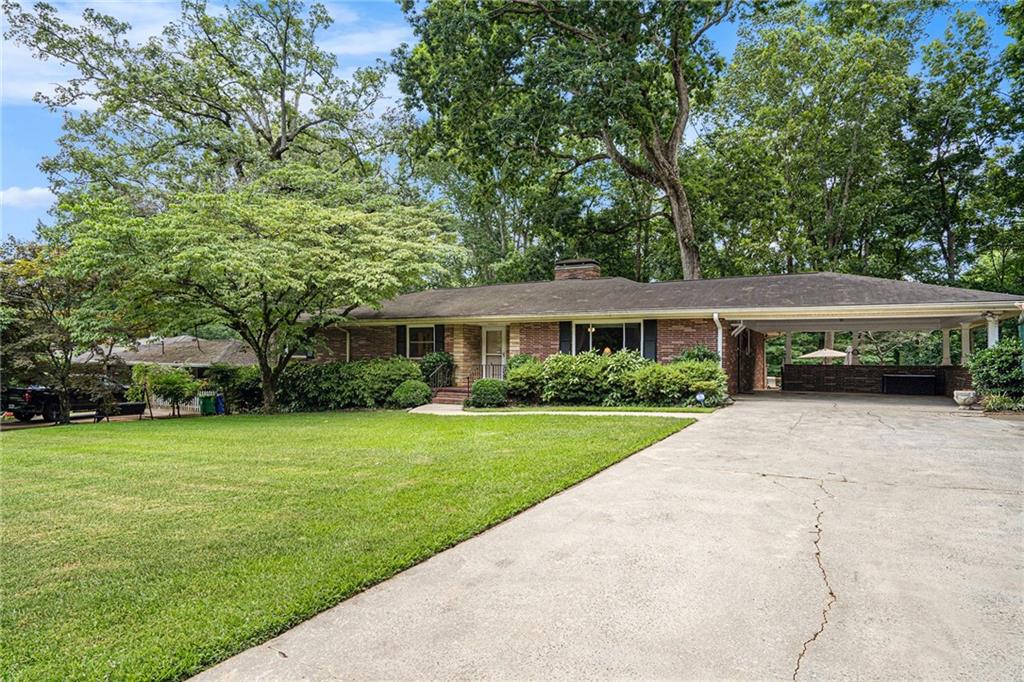 Photo 4 of 42 of 4807 Kenilworth Drive house