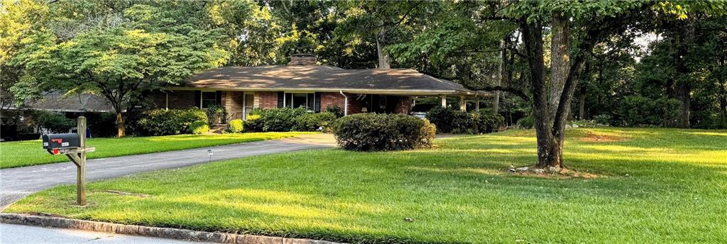 Photo 5 of 42 of 4807 Kenilworth Drive house