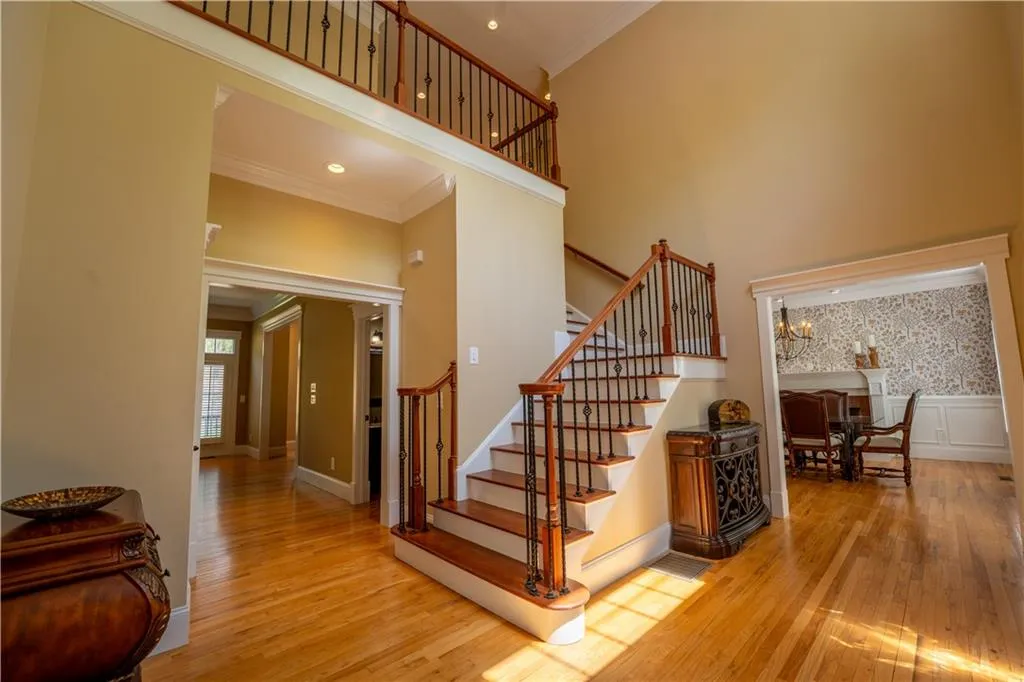 Clarkesville, Georgia 30523, United States, 5 Bedrooms Bedrooms, ,5 BathroomsBathrooms,Residential,Active,112479