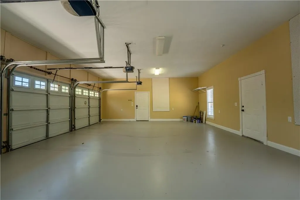 Clarkesville, Georgia 30523, United States, 5 Bedrooms Bedrooms, ,5 BathroomsBathrooms,Residential,Active,112479