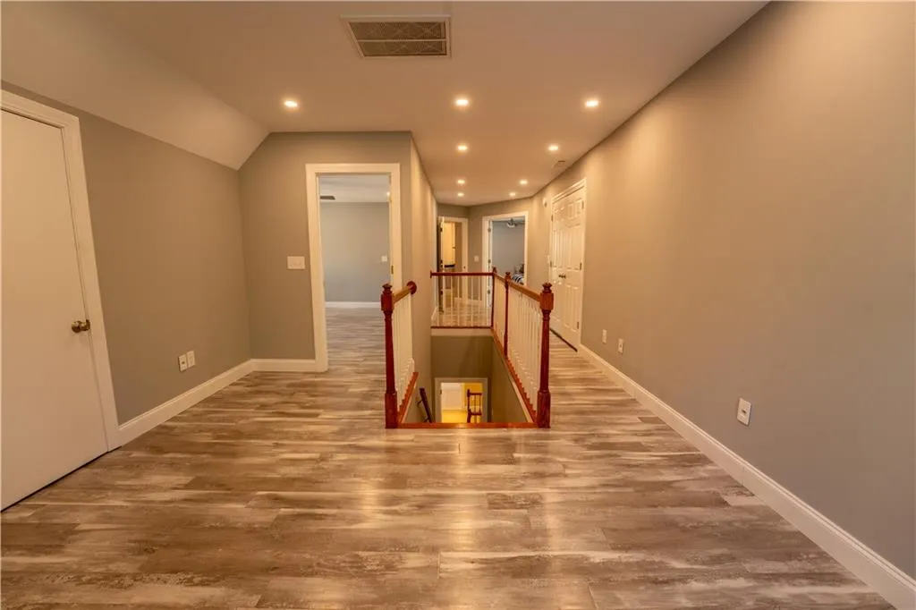 Clarkesville, Georgia 30523, United States, 5 Bedrooms Bedrooms, ,5 BathroomsBathrooms,Residential,Active,112479