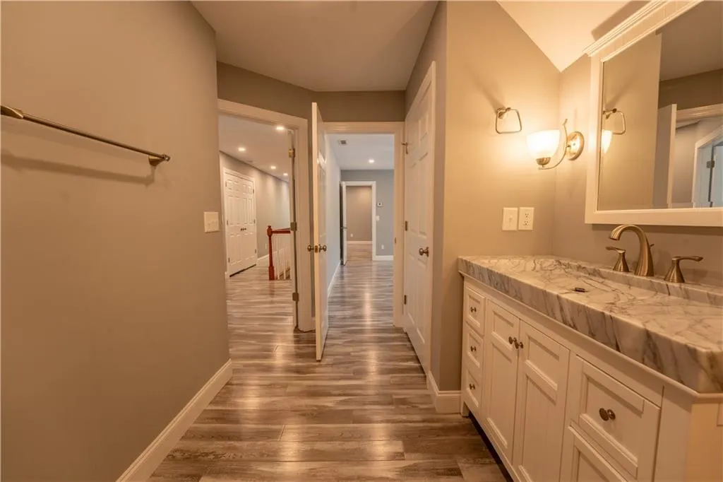 Clarkesville, Georgia 30523, United States, 5 Bedrooms Bedrooms, ,5 BathroomsBathrooms,Residential,Active,112479