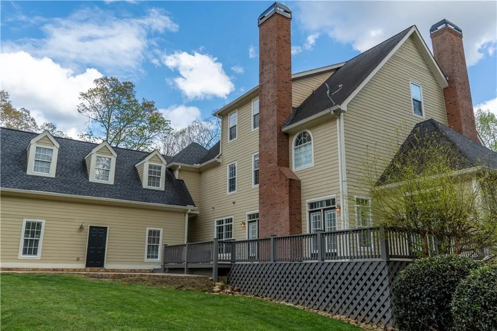 Clarkesville, Georgia 30523, United States, 5 Bedrooms Bedrooms, ,5 BathroomsBathrooms,Residential,Active,112479