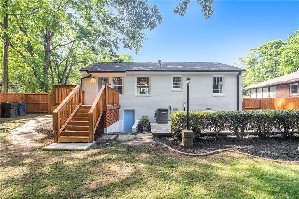 1048 Brookdale Drive, East Point, Georgia image 3