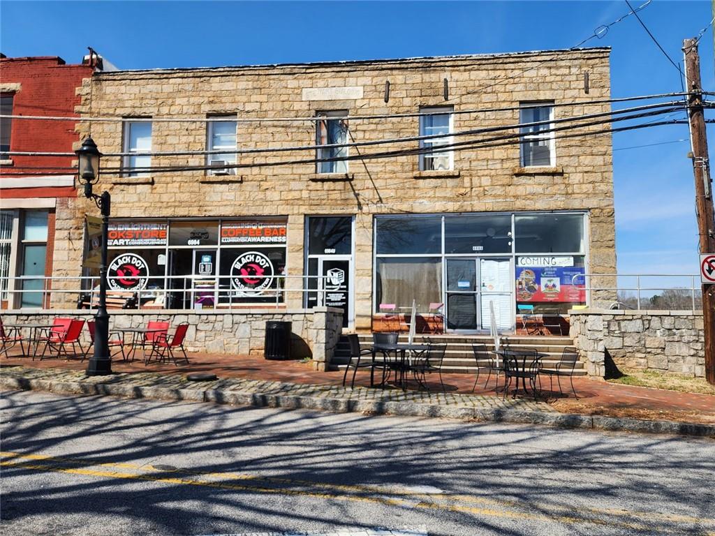 6984 Main Street