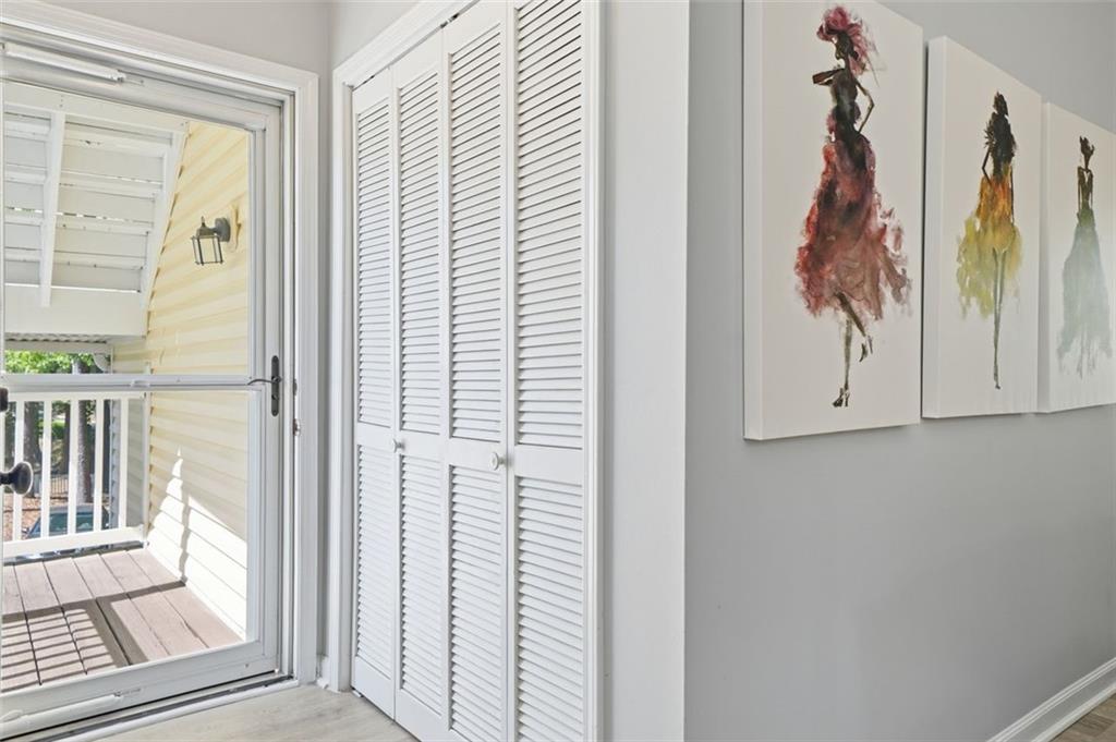 831 Sentinel Ridge SW