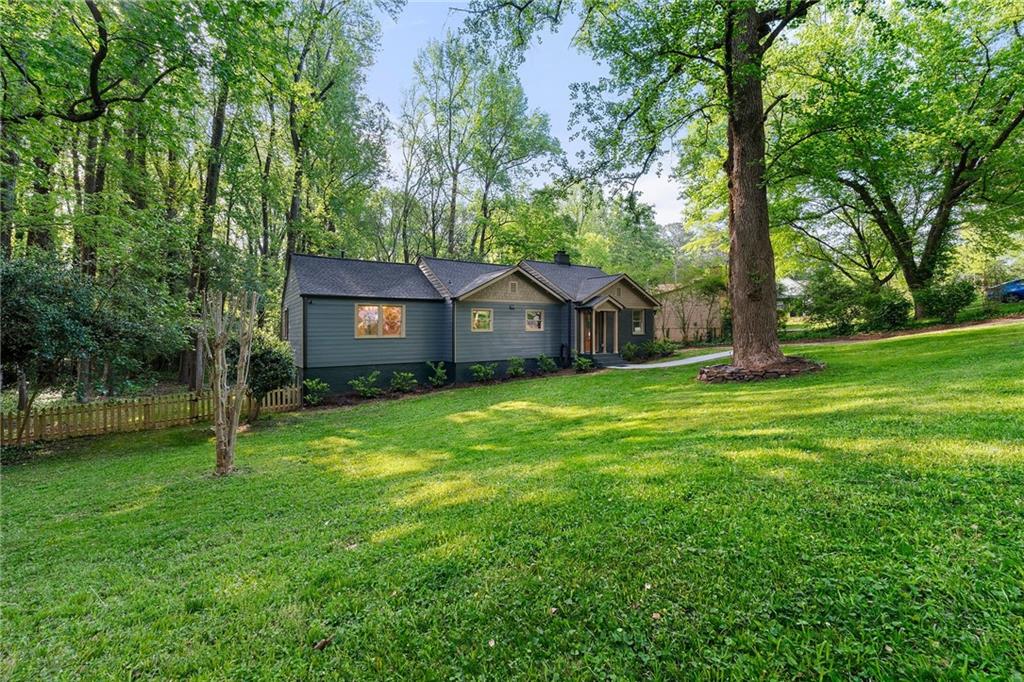 1186 Thomas Road