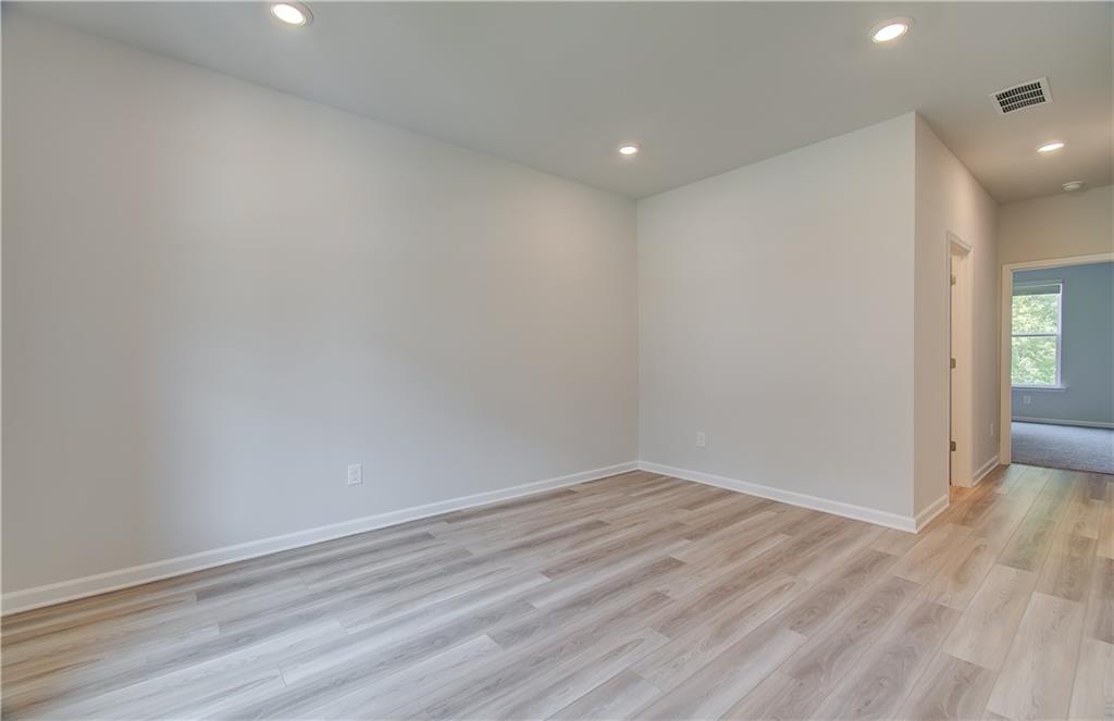 177 Haverling Pass, Hampton, Georgia image 3