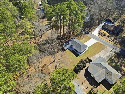 Homes For Sale - 2702 Beecher Drive<br/> Austell, GA 30106