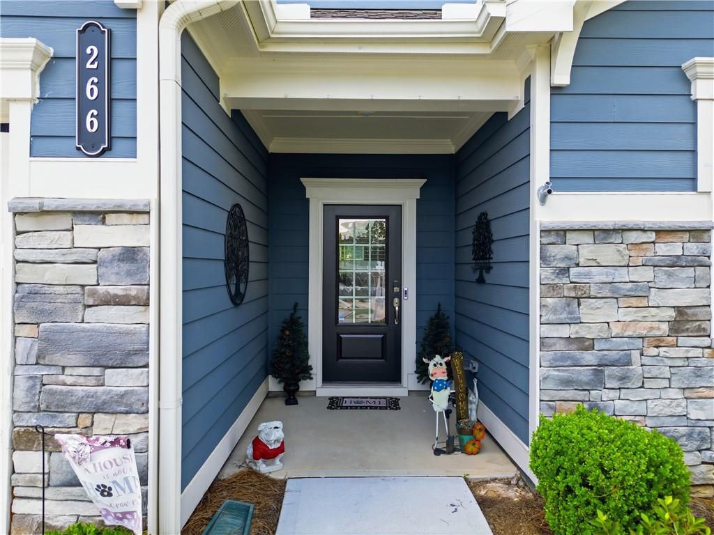 266 Hickory Bluffs Parkway