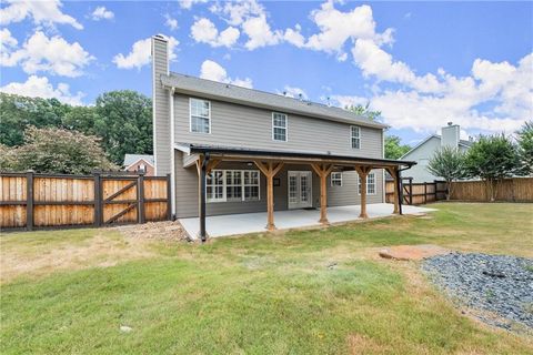 A home in Dacula